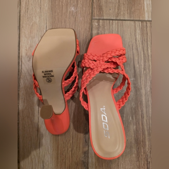 Soda Women's Orange Braided Sandals - Picture 3 of 3